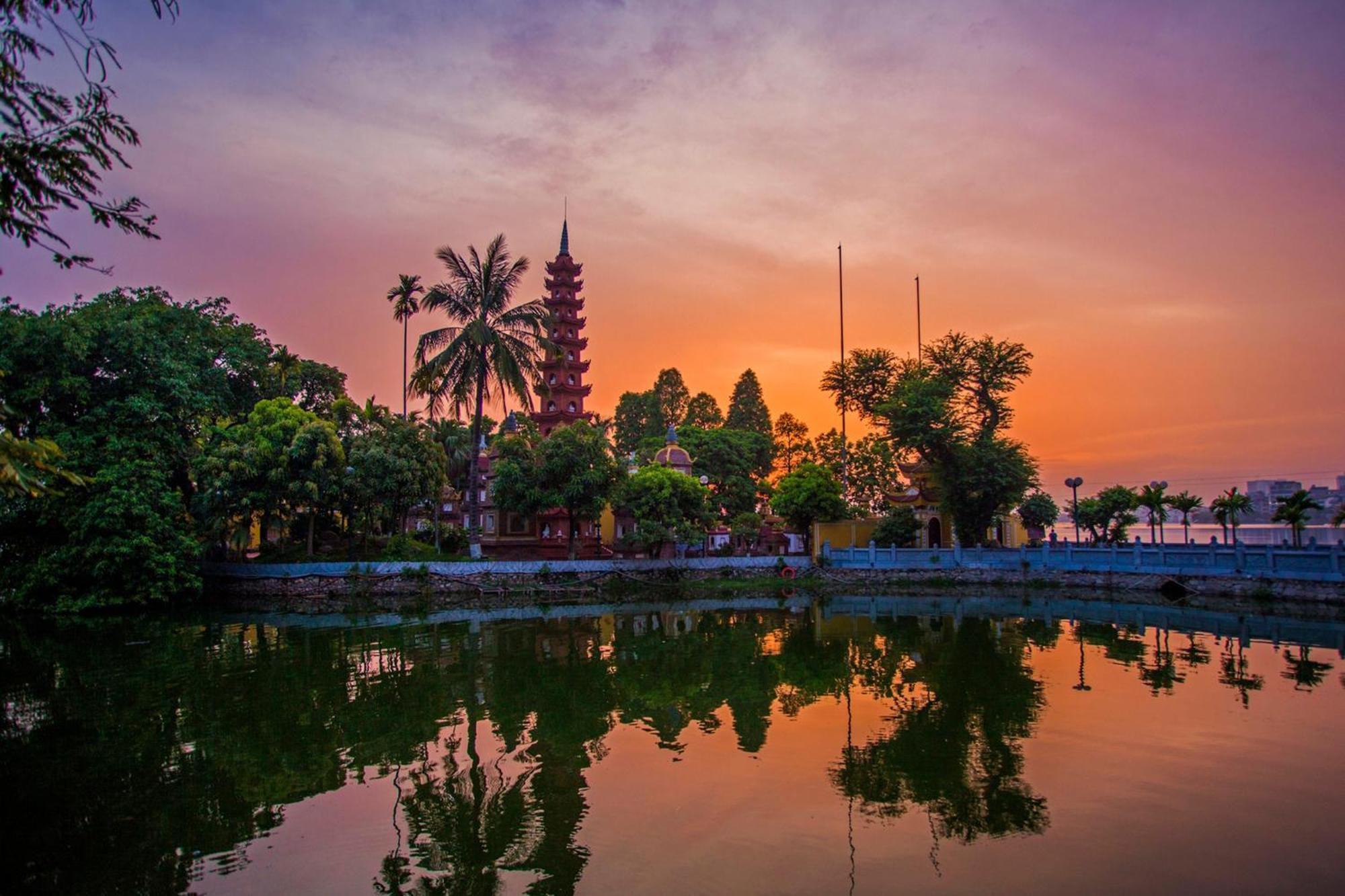 M Apartment Lakeside - Cara Rustic Hanoi Esterno foto