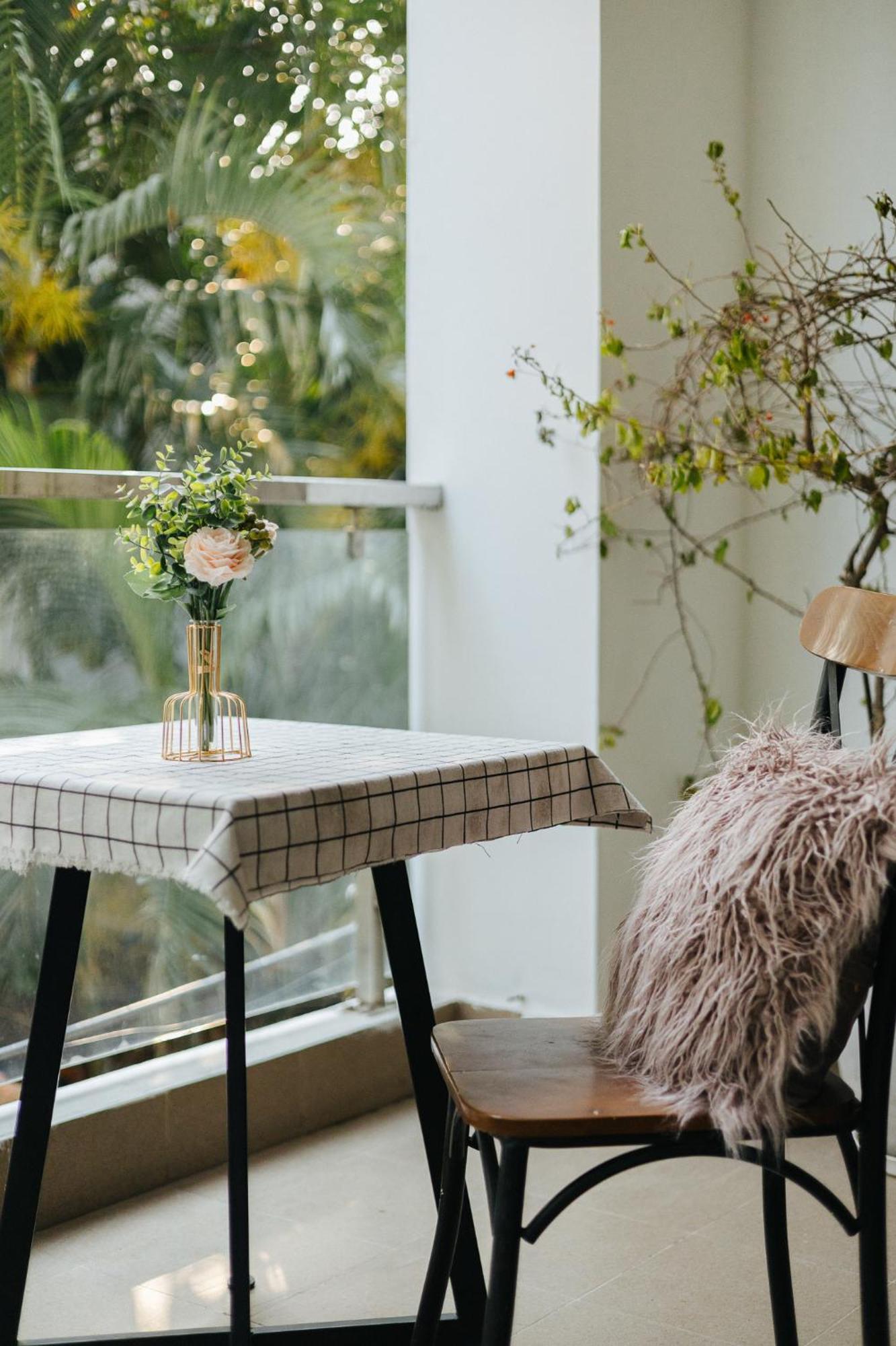 M Apartment Lakeside - Cara Rustic Hanoi Esterno foto